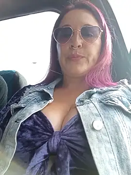 sophie banger online show from May 25, 8:37 pm