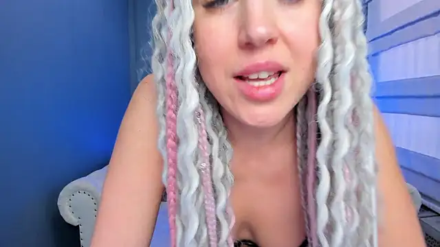 rock n roxy online show from January 18, 7:49 am