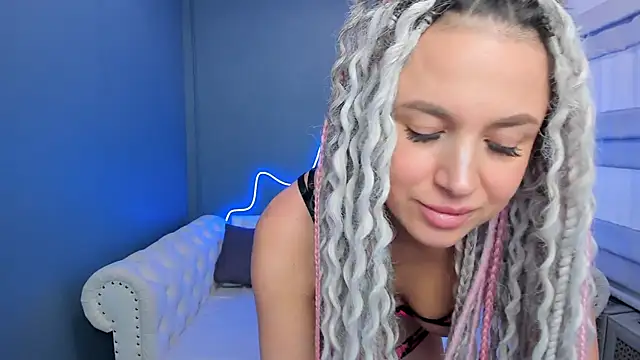 rock n roxy online show from January 21, 5:05 am