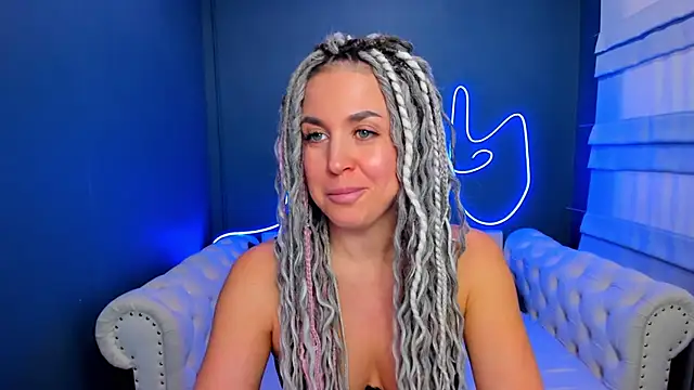 rock n roxy online show from February 3, 6:22 am