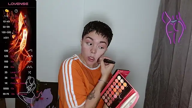 TRIXIE TANG28 online show from February 21, 2:17 am