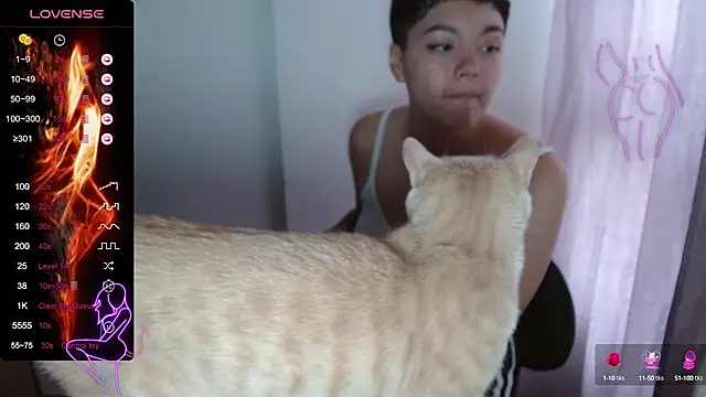 TRIXIE TANG28 online show from February 22, 5:35 pm