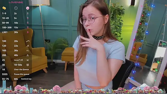 Snapshot of CassieCool chatting on December 31, 3:45 am CassieCool online show from December 31, 3:45 am