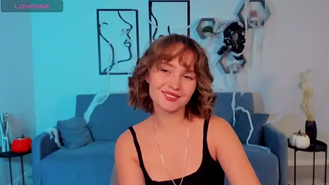 BritnieCute online show from November 3, 4:36 am