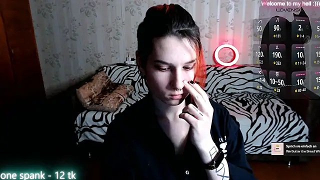 Miya Wey  online show from February 4, 6:49 pm