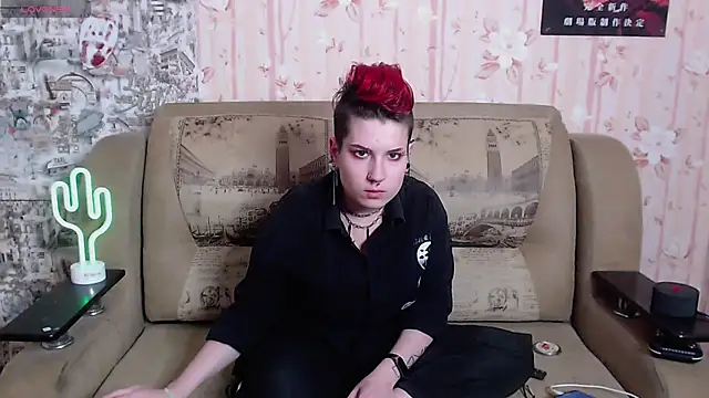 Miya Wey  online show from November 1, 8:00 pm