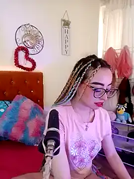 Snapshot of Yennastone chatting on January 1, 3:57 pm Yennastone online show from January 1, 3:57 pm