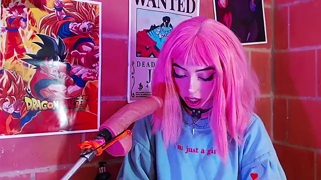 Snapshot of Yennastone chatting on October 30, 5:53 am Yennastone online show from October 30, 5:53 am