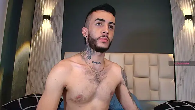 Marcelo ruiz  online show from October 24, 5:09 pm