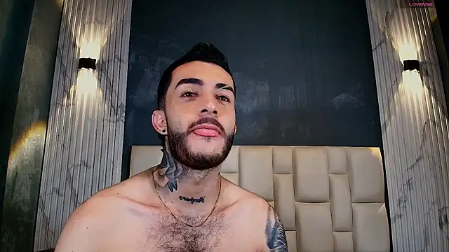 Marcelo ruiz  online show from April 14, 8:42 am