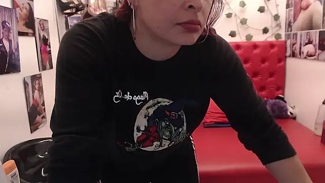 Snapshot of eva_twiss chatting on January 26, 5:44 pm eva twiss online show from January 26, 5:44 pm