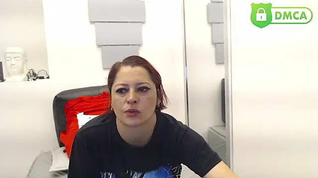 Snapshot of eva_twiss chatting on October 10, 12:15 pm eva twiss online show from October 10, 12:15 pm