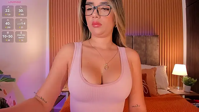 Snapshot of ChloePreston_ chatting on November 24, 12:16 pm ChloePreston online show from November 24, 12:16 pm