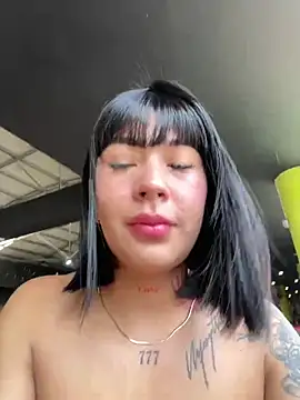 VictoriaEva online show from March 4, 1:49 pm