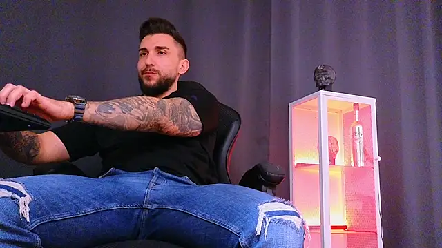 Snapshot of MightyAaron66 chatting on February 2, 3:07 pm MightyAaron66 online show from February 2, 3:07 pm