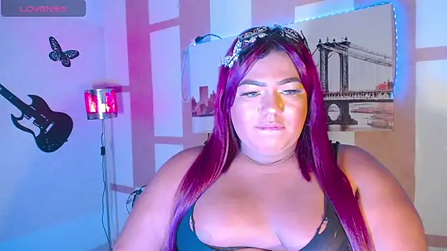 Snapshot of OpraxBellinda chatting on November 5, 2:00 am OpraxBellinda online show from November 5, 2:00 am