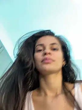 Snapshot of cuteluci_ chatting on December 20, 12:38 pm cuteluci online show from December 20, 12:38 pm