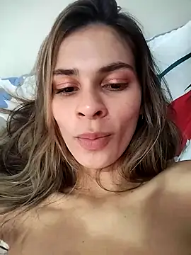 Snapshot of cuteluci_ chatting on March 12, 7:28 pm cuteluci online show from March 12, 7:28 pm