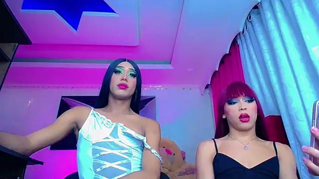 NahomiCamper online show from January 25, 4:23 am