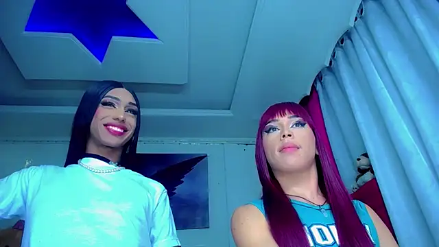 NahomiCamper online show from March 3, 7:43 am