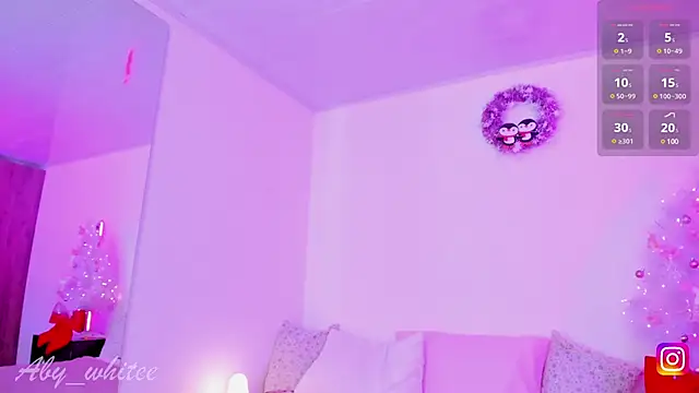 Snapshot of AbyWhitee chatting on January 12, 5:11 pm AbyWhitee online show from January 12, 5:11 pm