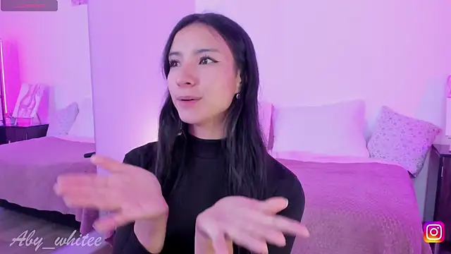 Snapshot of AbyWhitee chatting on February 4, 1:06 pm AbyWhitee online show from February 4, 1:06 pm