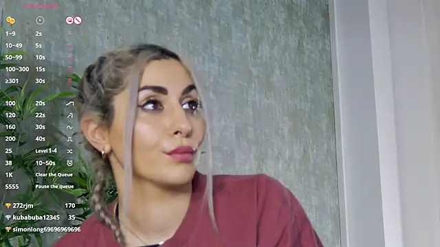 Snapshot of CelineMeyerr chatting on February 3, 12:47 pm CelineMeyerr online show from February 3, 12:47 pm