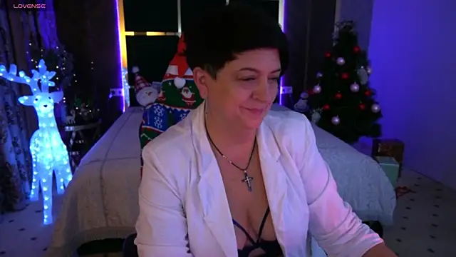 Snapshot of MilaSkyy chatting on December 31, 6:46 pm MilaSkyy online show from December 31, 6:46 pm