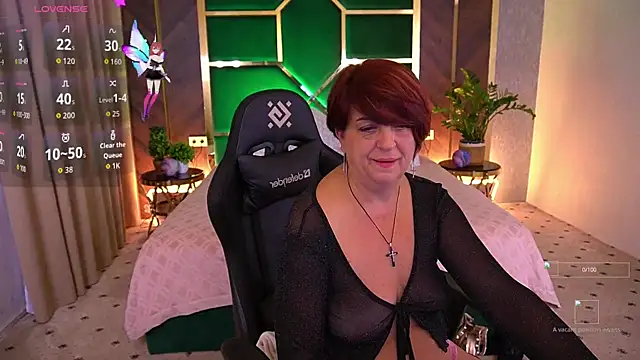 Snapshot of MilaSkyy chatting on September 12, 11:15 pm MilaSkyy online show from September 12, 11:15 pm