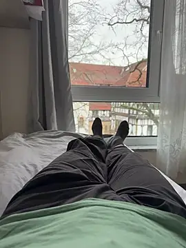 Snapshot of rundum40 chatting on November 19, 12:16 pm rundum40 online show from November 19, 12:16 pm