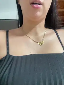 karla nill online show from February 12, 6:40 pm