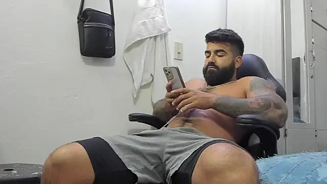 Lyon vach online show from January 14, 1:06 pm