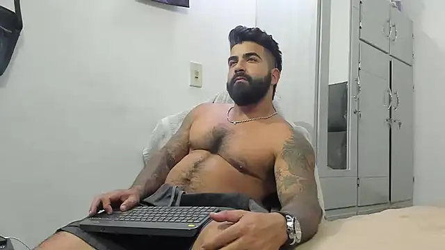 Lyon vach online show from February 7, 3:45 am