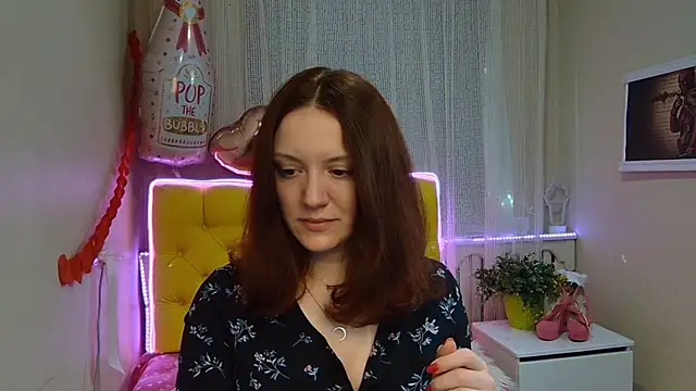 BarbaraStily online show from February 24, 8:06 am