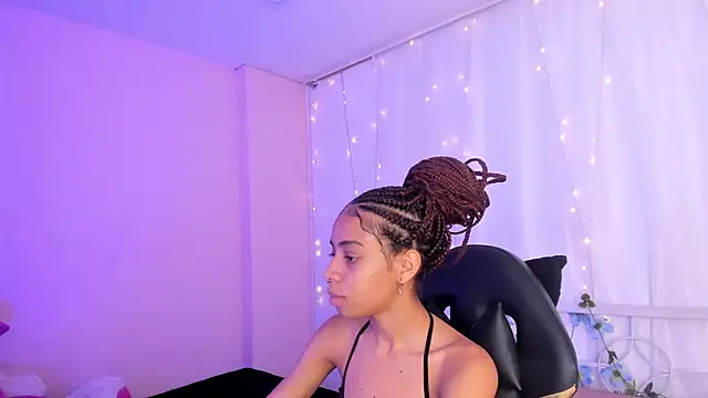 Snapshot of Abigail_Wilson_ chatting on January 6, 8:39 pm Abigail Wilson online show from January 6, 8:39 pm