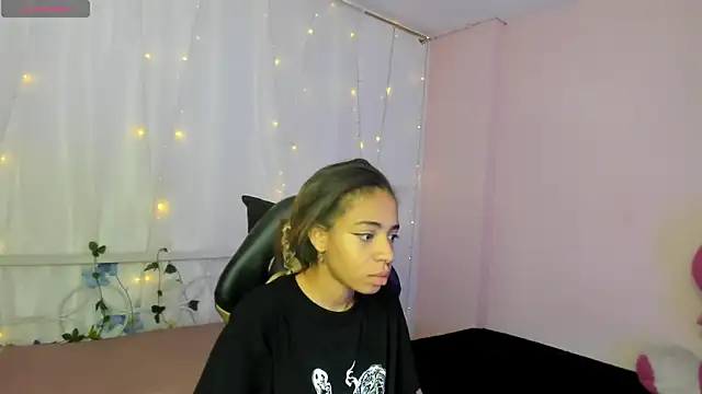 Snapshot of Abigail_Wilson_ chatting on February 3, 8:46 pm Abigail Wilson online show from February 3, 8:46 pm