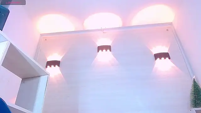 Molly Spears online show from January 19, 1:22 pm