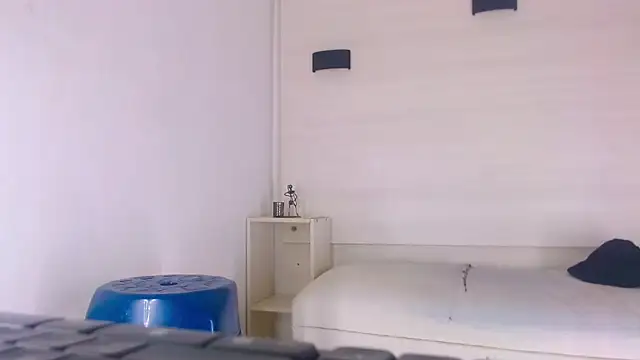 Molly Spears online show from March 15, 11:51 am