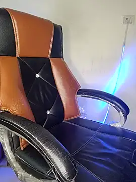 Black-Pearll online show from February 12, 3:16 pm