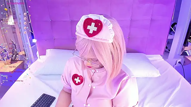 NanaOsaky online show from November 12, 12:38 pm