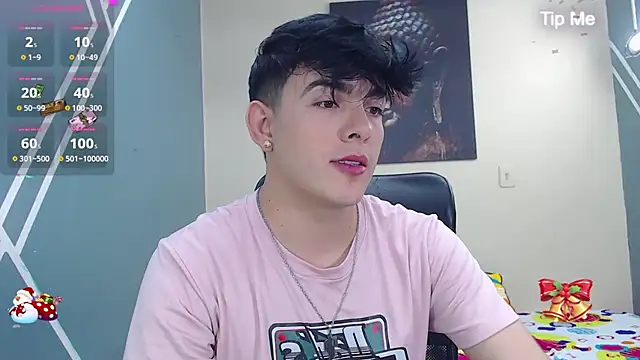 Snapshot of nolan_twink1 chatting on December 7, 5:53 pm nolan twink1 online show from December 7, 5:53 pm