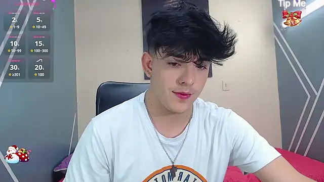 Snapshot of nolan_twink1 chatting on December 27, 5:59 pm nolan twink1 online show from December 27, 5:59 pm