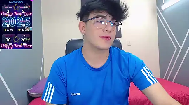 Snapshot of nolan_twink1 chatting on January 3, 6:03 pm nolan twink1 online show from January 3, 6:03 pm