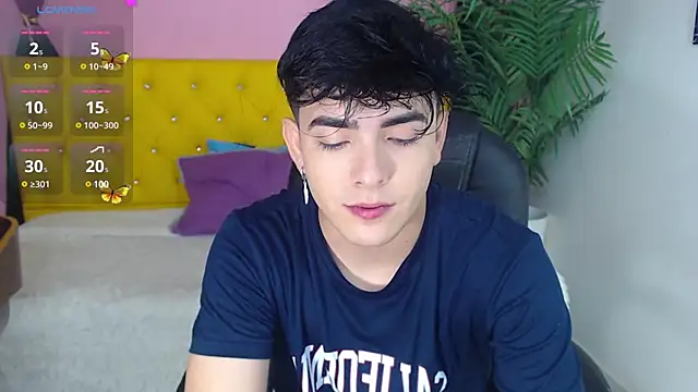 Snapshot of nolan_twink1 chatting on February 15, 5:39 pm nolan twink1 online show from February 15, 5:39 pm