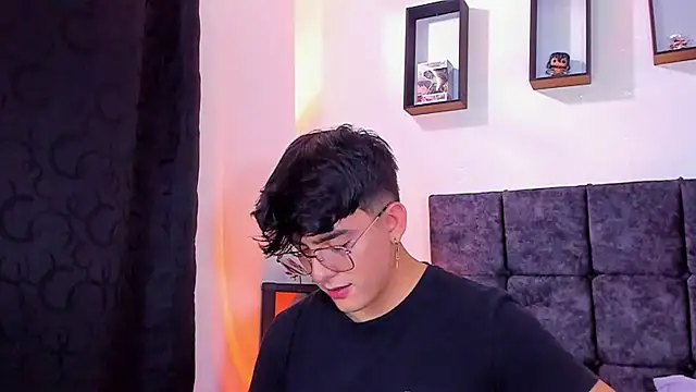 Snapshot of nolan_twink1 chatting on October 8, 7:00 pm nolan twink1 online show from October 8, 7:00 pm