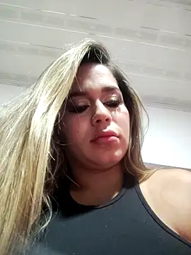 LaurenWelly  online show from October 2, 9:49 am