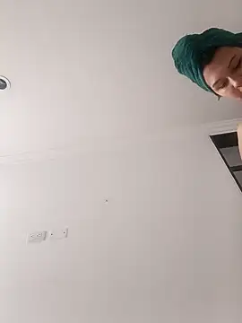 Snapshot of Nicky-7 chatting on February 11, 6:57 pm Nicky-7 online show from February 11, 6:57 pm