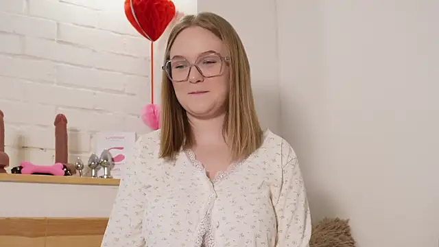 MonicaAsis online show from January 5, 6:13 pm