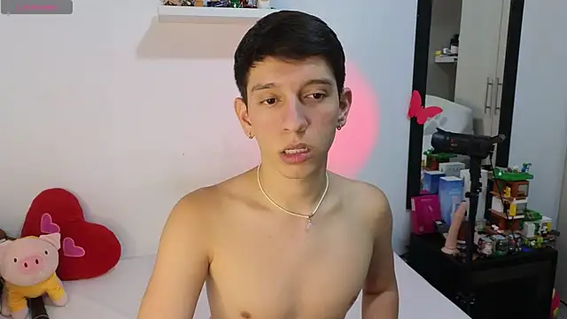 milky  boy  online show from April 17, 11:30 pm