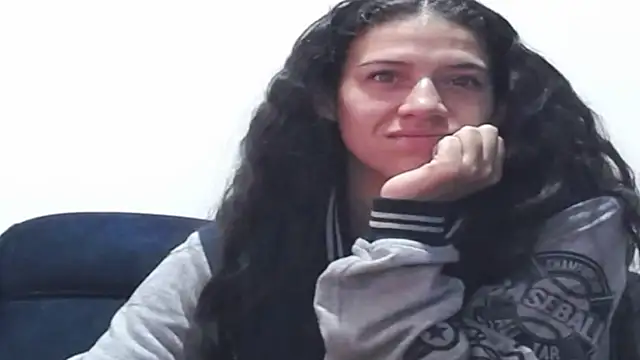 daniela rivasth online show from October 5, 5:17 am